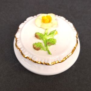 Vintage COALPORT fine bone china trinket/ring box with rose design